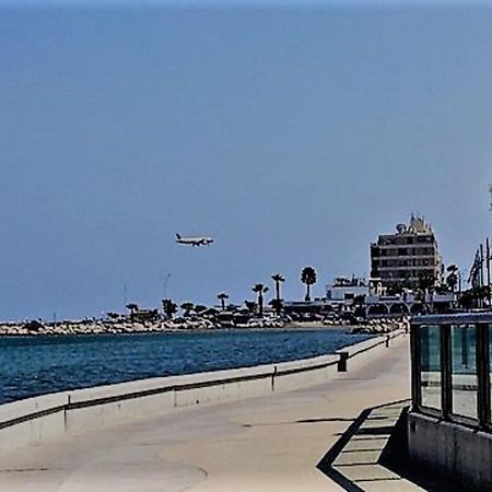 Capri Sea View One Bedroom Larnaca Buitenkant foto